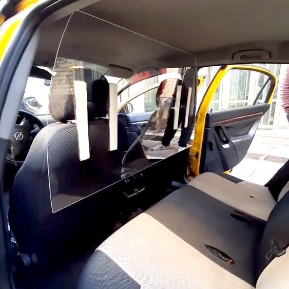 Plexi glass-Διαχωριστικό Οχημάτων