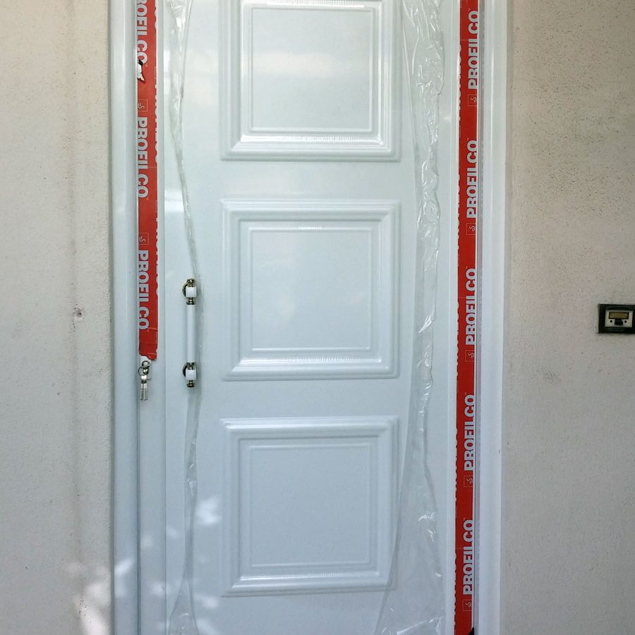 Εξώπορτα αλουμινίου Εξώπορτα αλουμινίου