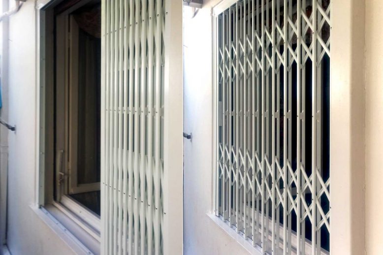 Συρόμενα κάγκελα παραθύρου